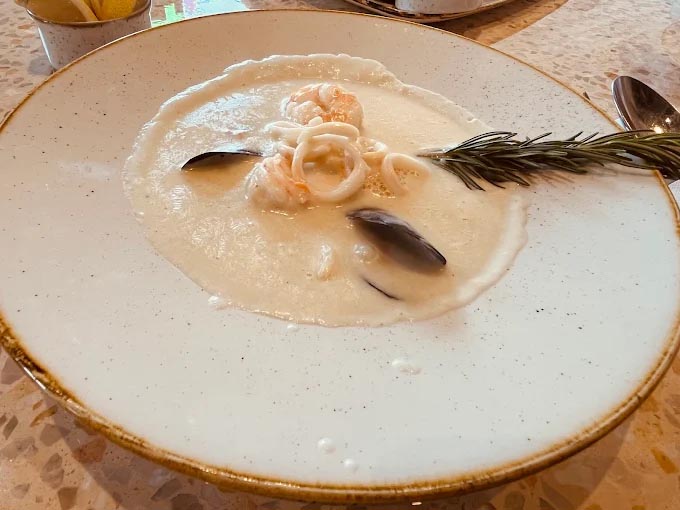 Food &ndash; Kadoura | Seafood Restaurant Bahrain