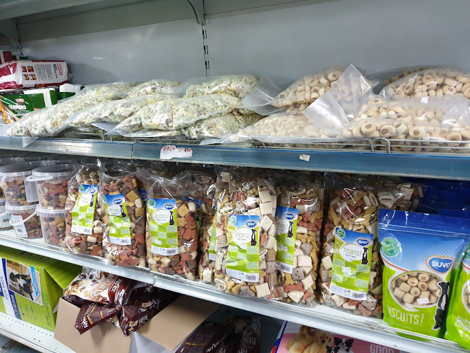 The Bahrain Agricultural Center - Azzam Pets Shop