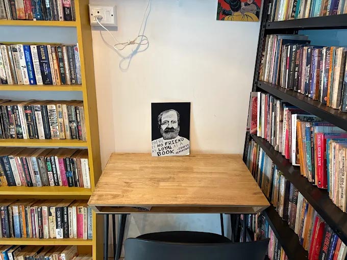 Interior &ndash; Neo Books & Coffee, Bahrain