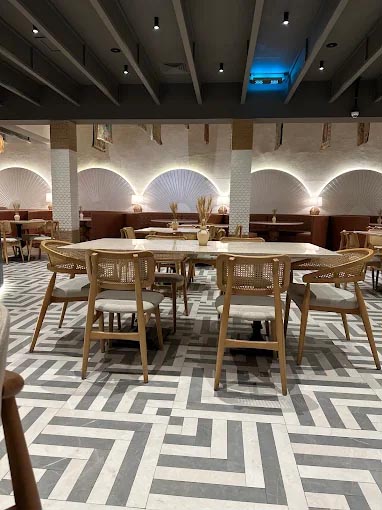 Interior &ndash; Kadoura | Seafood Restaurant Bahrain
