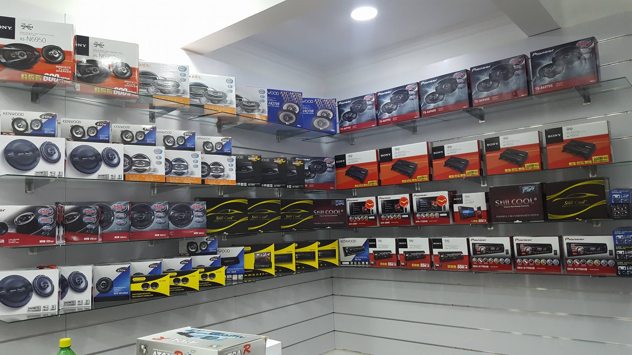 AUTO MAN Car Accessories.